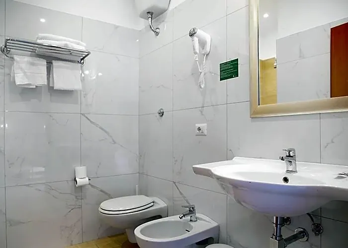 Anacapri Otel 2*