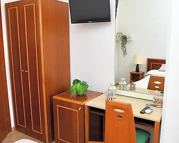 Anacapri Hotel 2*